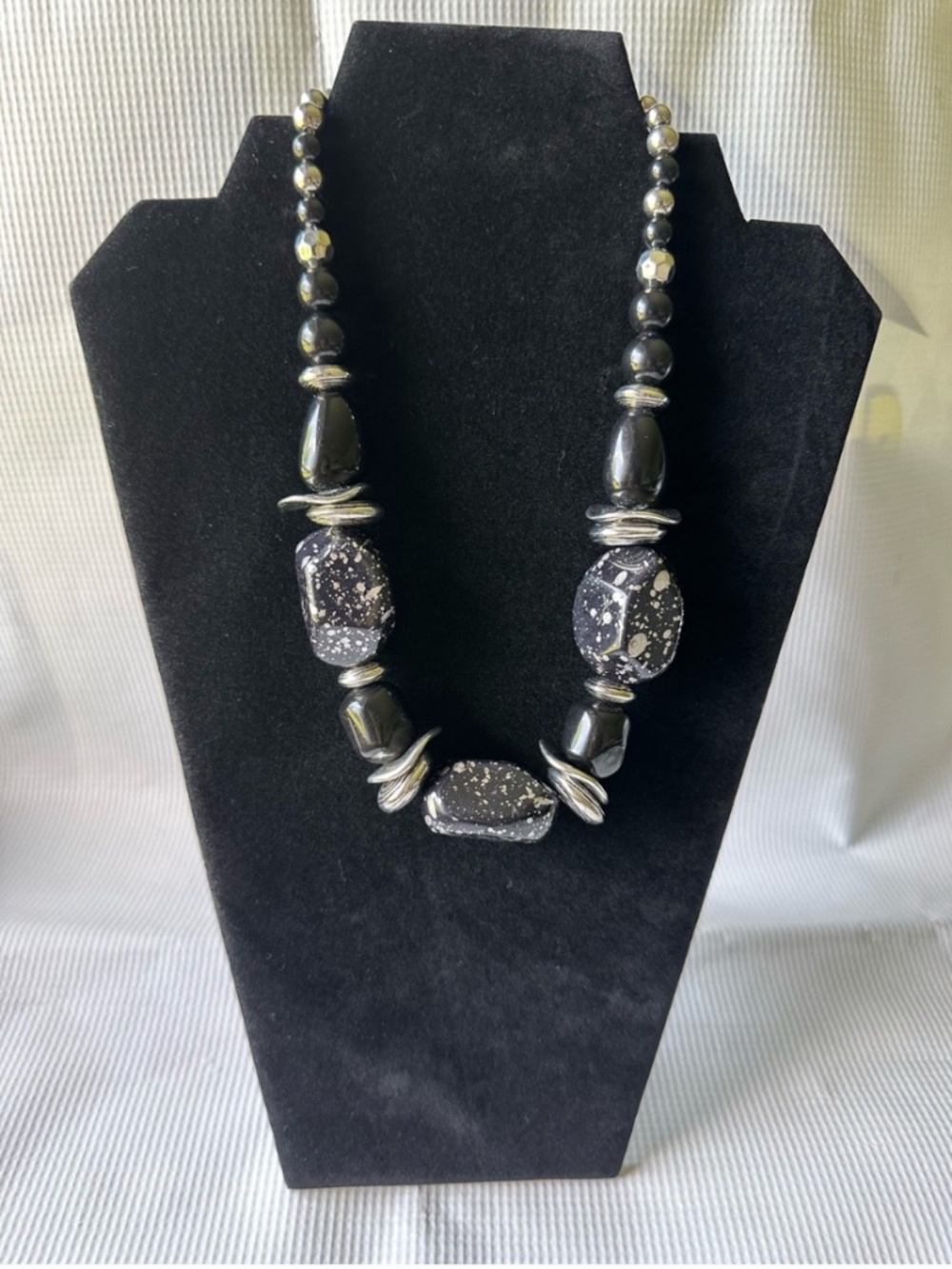 Paparazzi Black Necklace Earrings